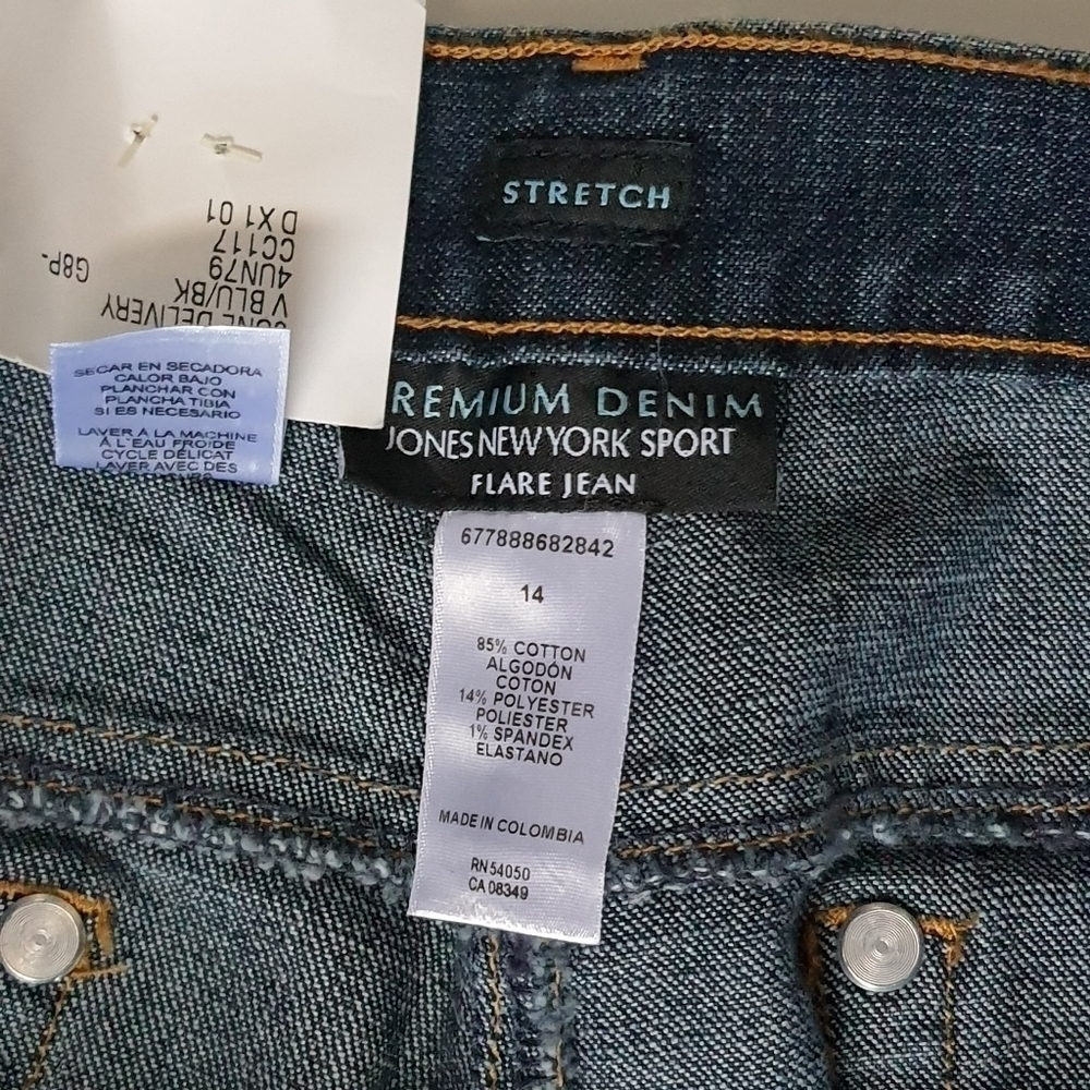 Jones New York Sport Premium Denim Flare Jeans Blue Black Wash Size 14 - Picture 8 of 14